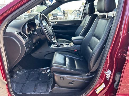 Used 2021 Jeep Grand Cherokee Limited image 9