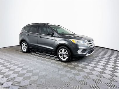 Used 2018 Ford Escape SE w/ SE Sync 3 Package