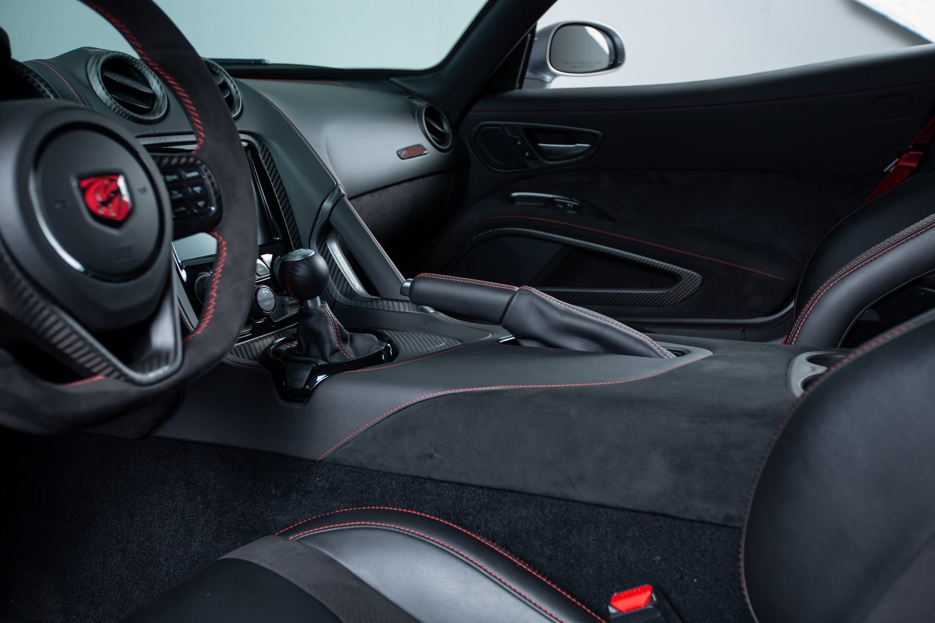 Used 2017 Dodge Viper ACR w/ Extreme Aero Package RWD image 31