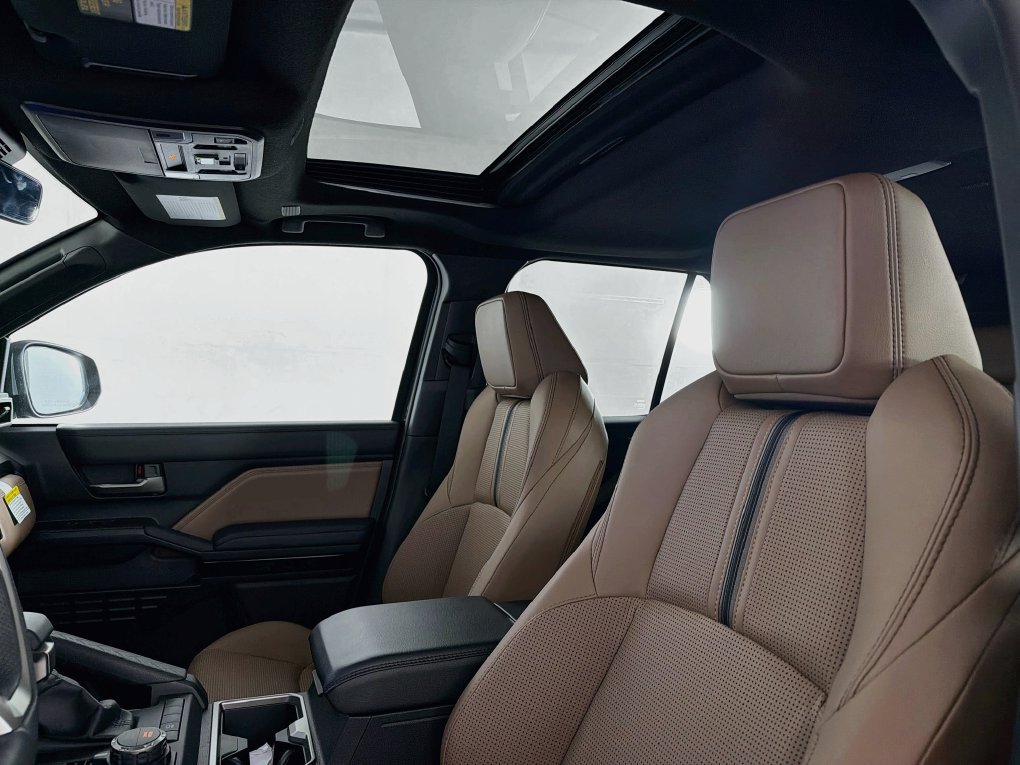 New 2026 Toyota 4Runner Limited AWD/4WD image 32