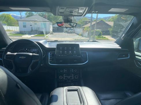 Used 2021 Chevrolet Tahoe High Country w/ Premium Package AWD/4WD image 6