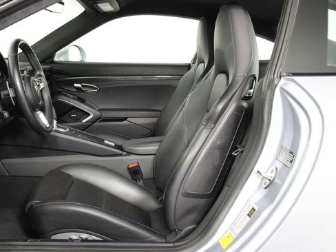 Certified 2017 Porsche 911 Carrera 4S image 5