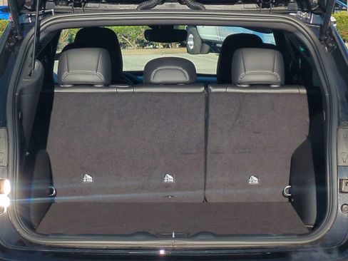 Certified 2025 Jeep Compass Latitude w/ Convenience Group image 12