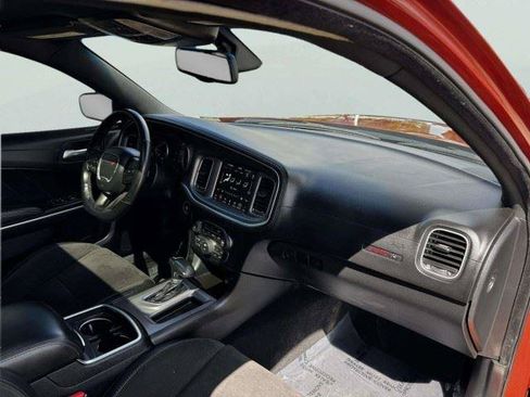 Used 2022 Dodge Charger Scat Pack RWD image 49