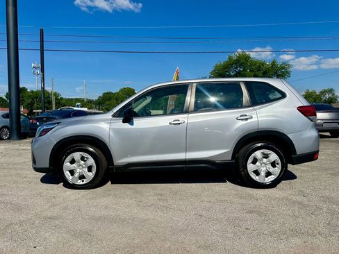 Used 2019 Subaru Forester AWD/4WD image 3
