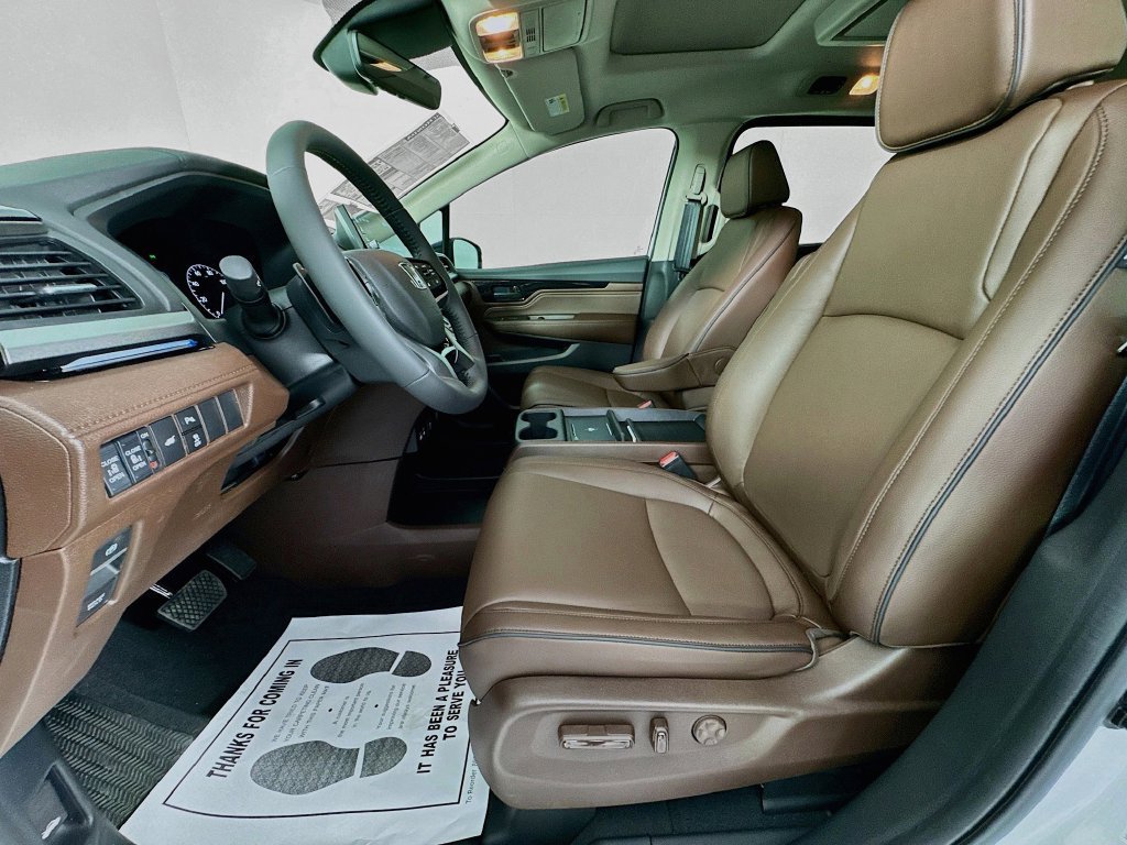 Used 2026 Honda Odyssey Touring image 32