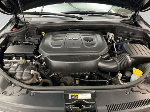 Used 2017 Jeep Grand Cherokee Overland image 12