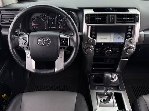 Used 2023 Toyota 4Runner SR5 Premium w/ SR5 Premium Package image 12