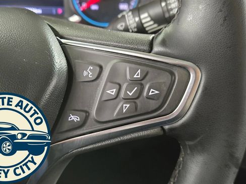 Used 2024 Chevrolet Equinox Premier AWD/4WD image 18