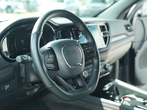 Used 2025 Dodge Durango GT AWD/4WD image 27