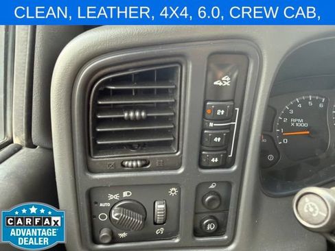 Used 2003 GMC Sierra 2500 SLT w/ SLT Preferred Equipment Group AWD/4WD image 16