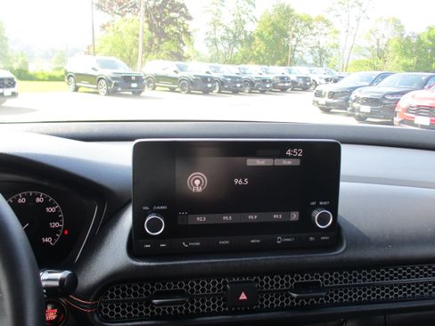 Certified 2024 Honda HR-V Sport image 16