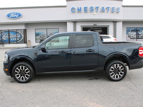 Used 2022 Ford Maverick Lariat image 1