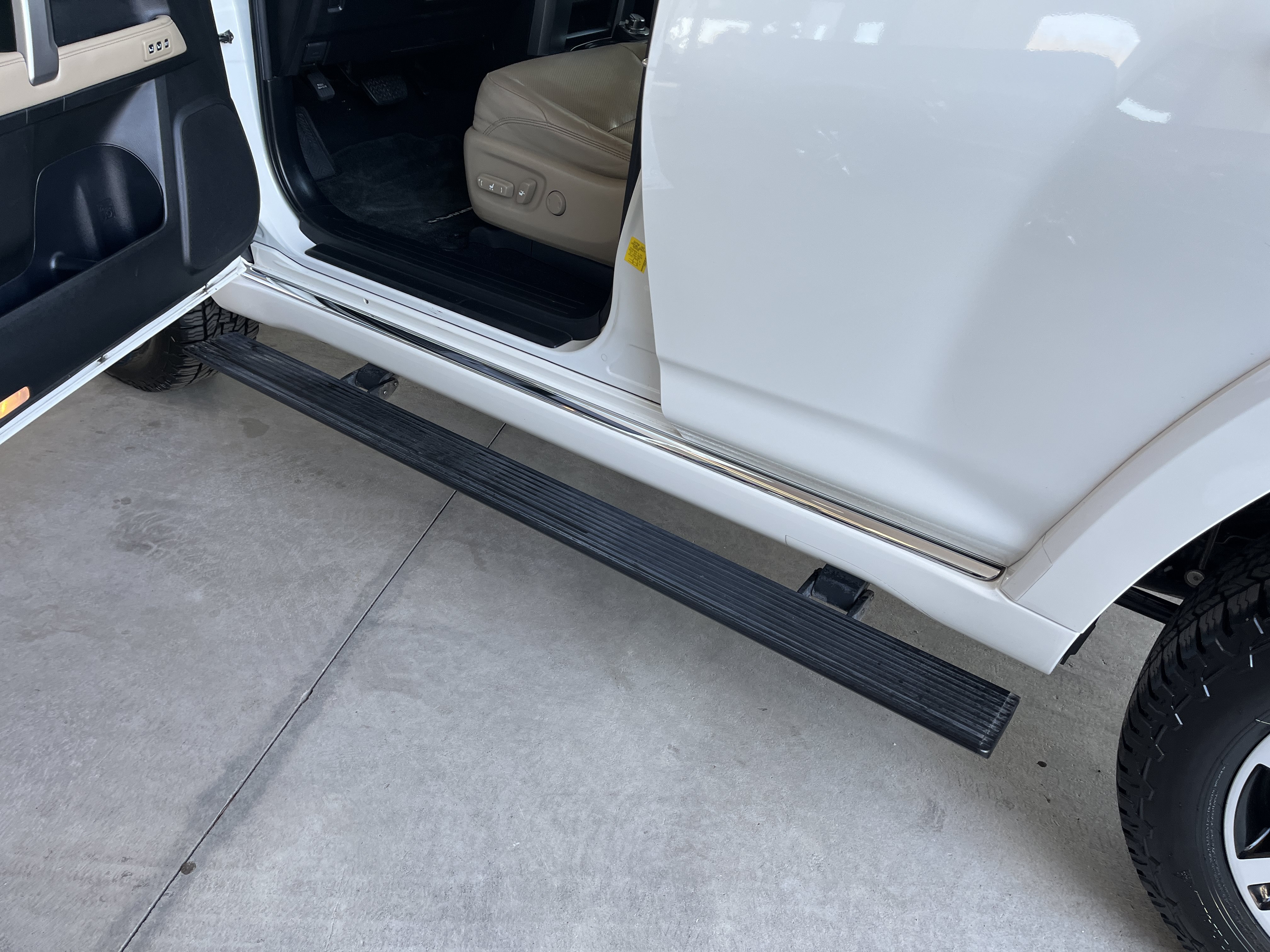 Used 2019 Toyota 4Runner Limited AWD/4WD image 12