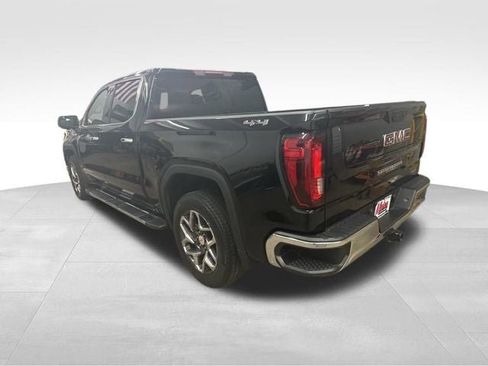 Used 2023 GMC Sierra 1500 SLT w/ SLT Premium Package AWD/4WD image 7