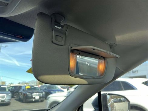 Certified 2022 Lincoln Nautilus Reserve image 32