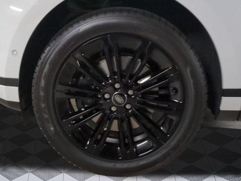 New 2026 Land Rover Range Rover Evoque S AWD/4WD image 9