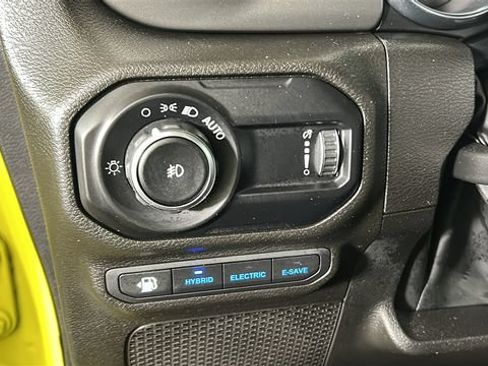 Used 2023 Jeep Wrangler Unlimited w/ Cold Weather Group AWD/4WD image 18