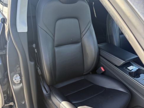 Used 2023 Tesla Model Y Long Range image 14