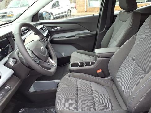 New 2027 Chevrolet Bolt LT w/ Comfort Package FWD image 5