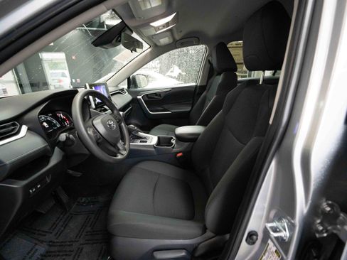 Certified 2025 Toyota RAV4 LE image 10