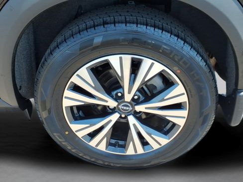 Certified 2023 Nissan Rogue SV AWD/4WD image 9
