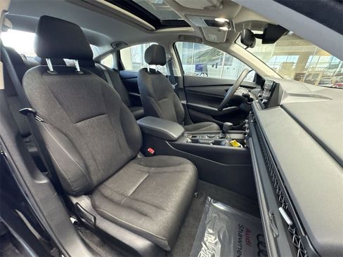 Used 2023 Honda Accord EX image 26