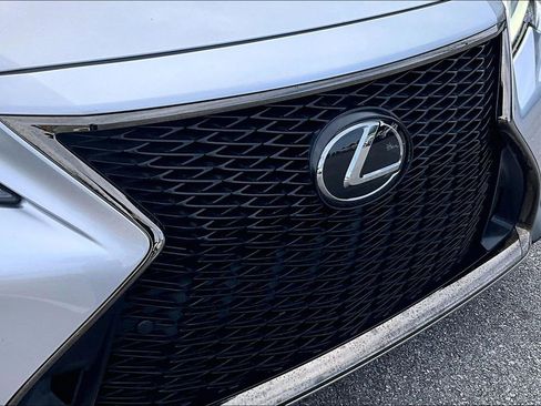 Used 2021 Lexus LS 500 F Sport w/ Accessory Package (Z2) image 33