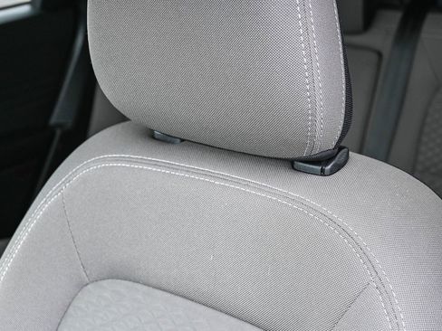 Used 2022 Ford Escape SE w/ SE Sport Appearance Package image 14