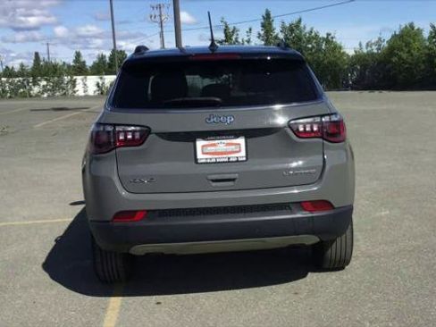 Certified 2024 Jeep Compass Limited image 7