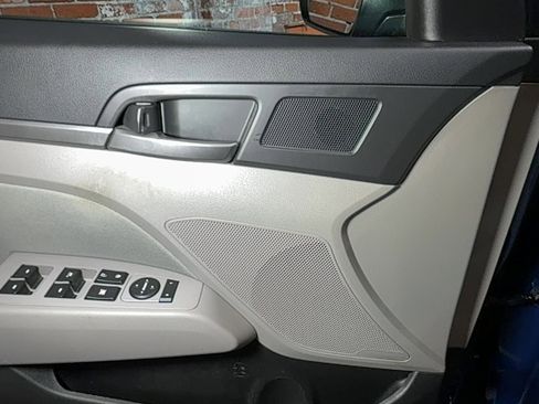 Used 2018 Hyundai Elantra Value Edition image 47