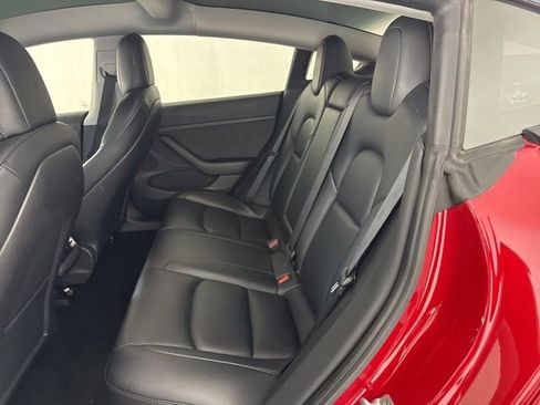 Used 2021 Tesla Model 3 Standard Range Plus image 31