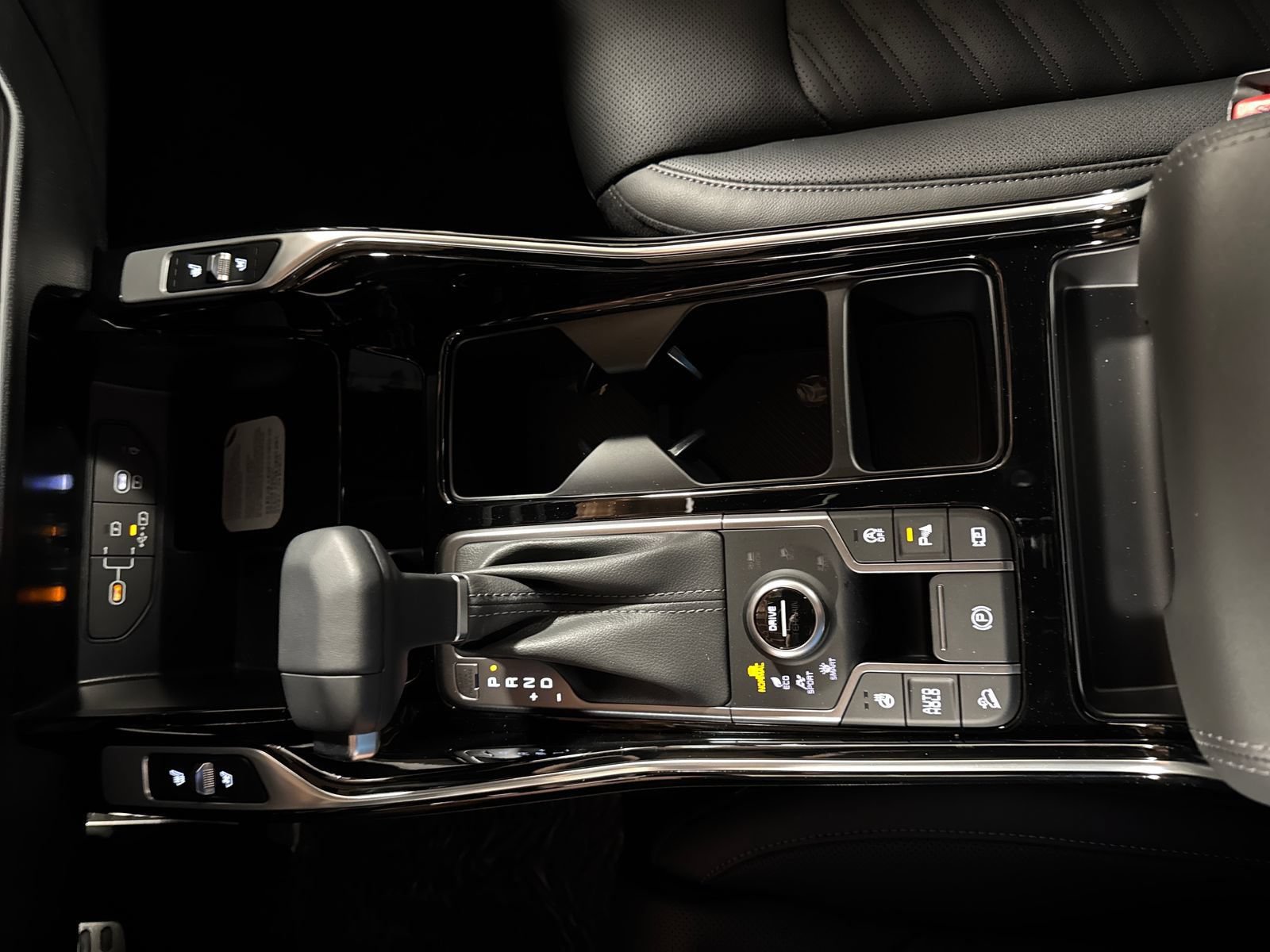 New 2026 Kia Sorento SX Prestige AWD/4WD image 21