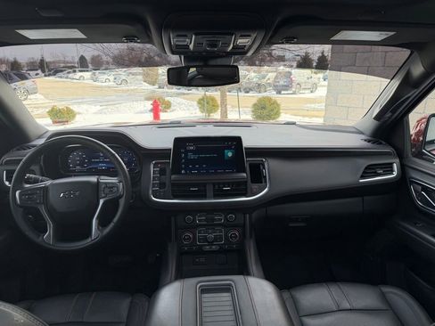 Used 2024 Chevrolet Suburban RST w/ Luxury Package image 20