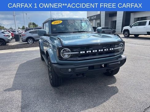 Used 2022 Ford Bronco Outer Banks image 3
