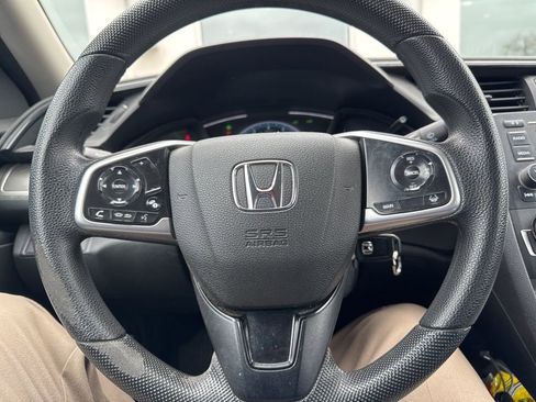 Used 2020 Honda Civic LX image 10