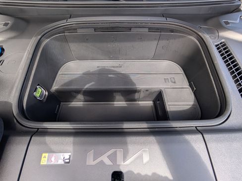 Used 2026 Kia EV9 Wind image 22