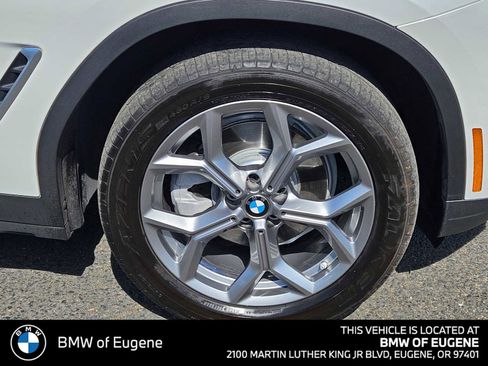 Used 2024 BMW X3 xDrive30i AWD/4WD image 9