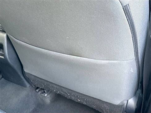 Used 2021 Toyota Corolla LE image 28