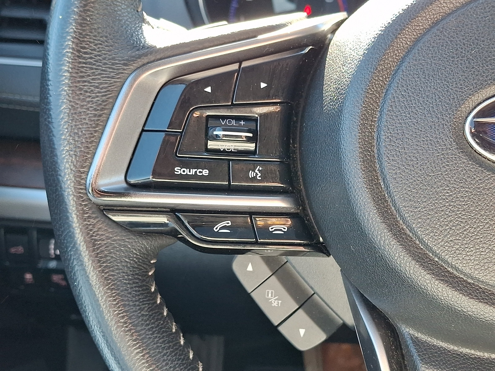 Used 2019 Subaru Outback 2.5i Limited AWD/4WD image 23