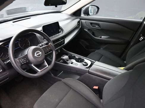 Used 2024 Nissan Rogue S AWD/4WD image 19