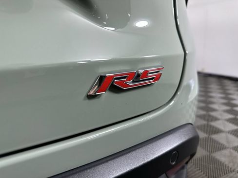 Used 2024 Chevrolet Trax RS w/ Driver Confidence Package FWD image 31