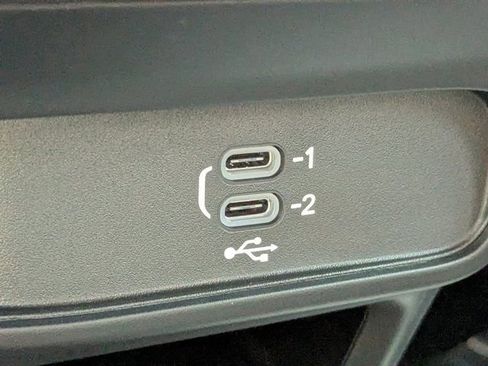 New 2026 Chrysler Pacifica Select FWD image 22