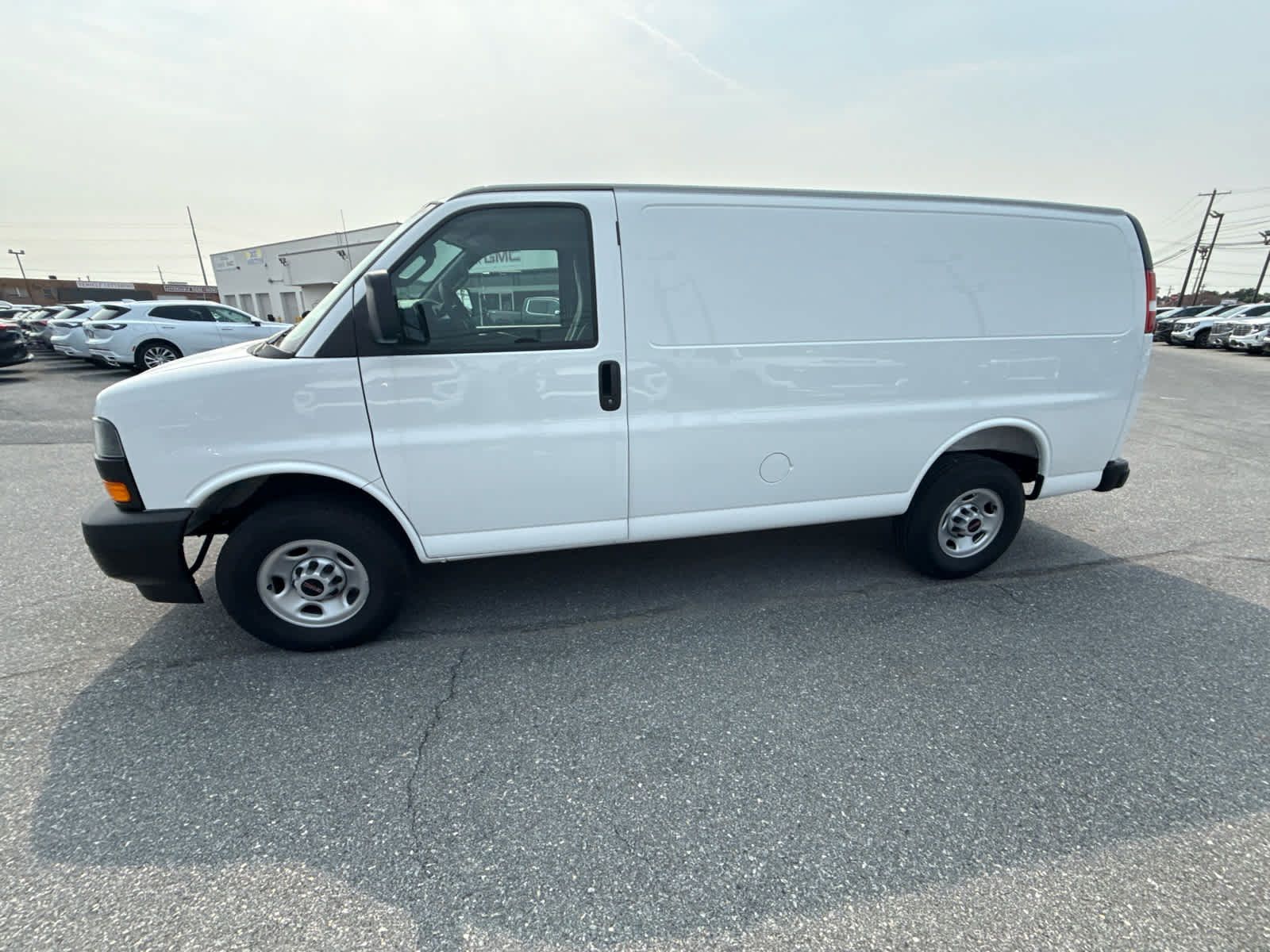 New 2026 GMC Savana 2500 w/ Driver Convenience Package RWD image 4