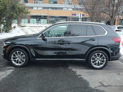 Used 2023 BMW X5 xDrive40i w/ Premium Package image 5
