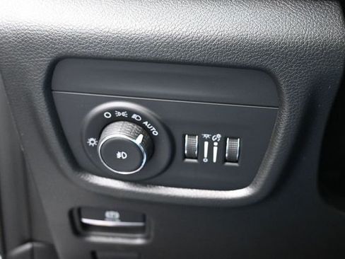 New 2026 Jeep Grand Cherokee L Limited AWD/4WD image 26