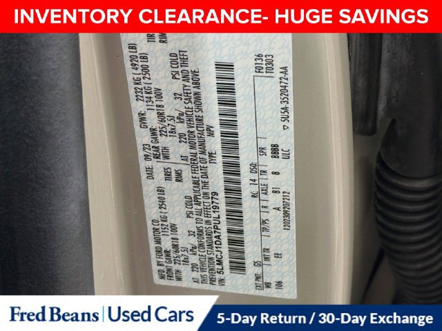 Used 2023 Lincoln Corsair AWD image 37