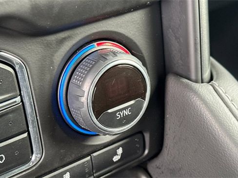 Used 2022 Chevrolet Tahoe LT w/ Luxury Package image 31