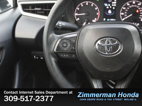 Used 2024 Toyota Corolla LE image 11