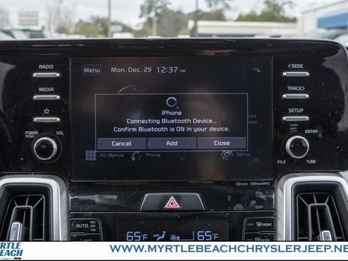 Used 2021 Kia Sorento S w/ Panoramic Sunroof Package image 22